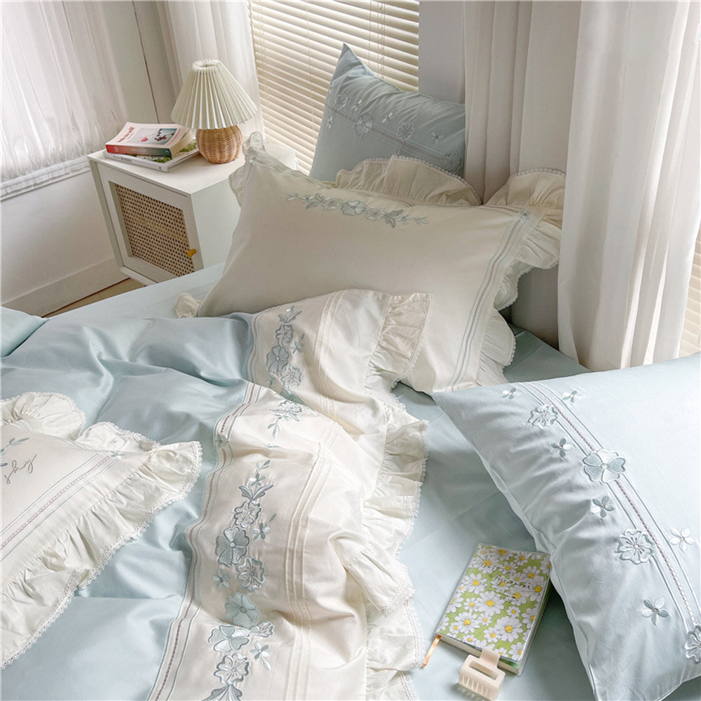 French Princess Embroidery Duvet Cover | 3CARATS