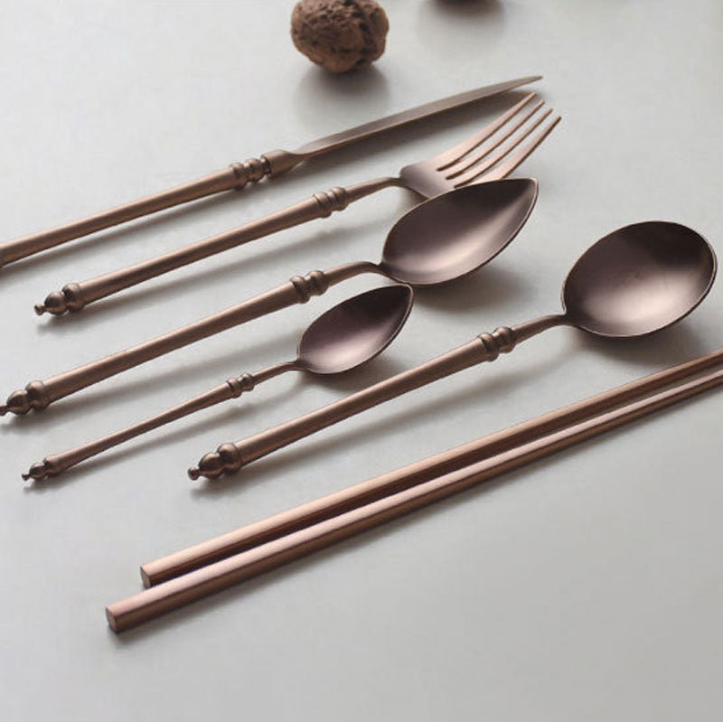 Luxury Rose Gold Bamboo Cutlery Set | 3CARATS