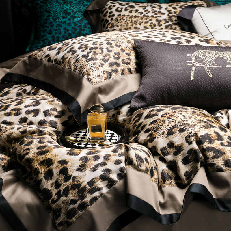 Vintage Leopard Egyptian Cotton 4-Piece Bedding Set | 3CARATS