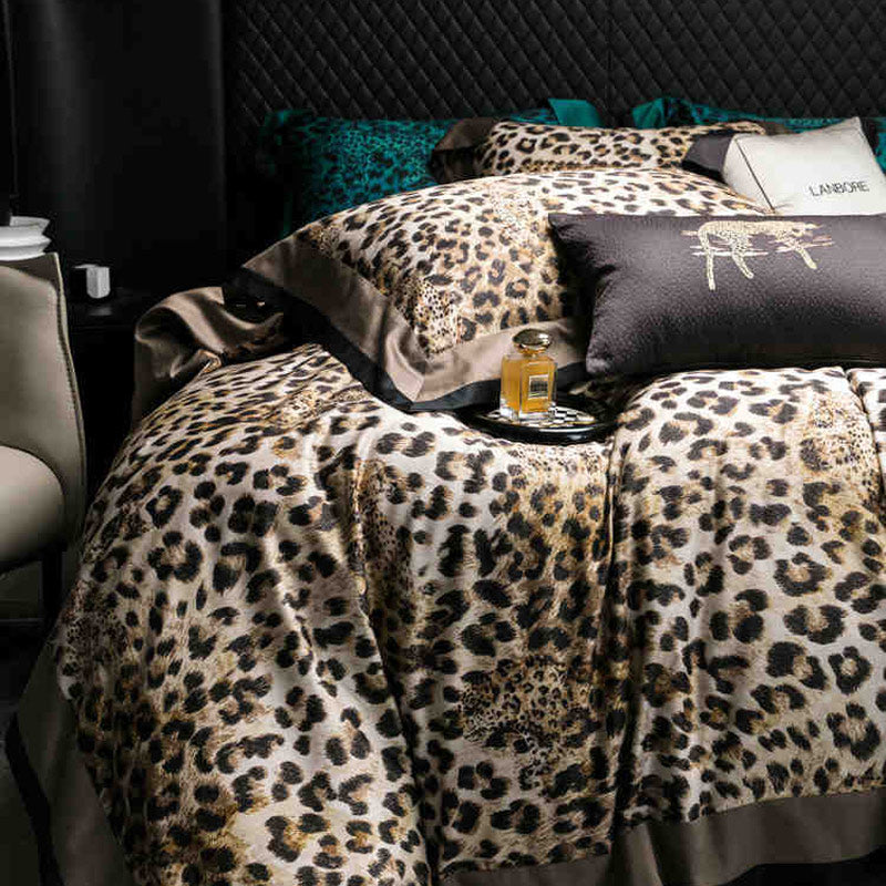 Vintage Leopard Egyptian Cotton 4-Piece Bedding Set | 3CARATS