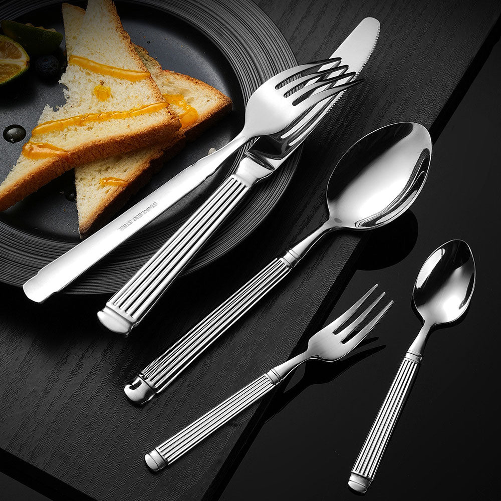Aurelia Luxury Column Gold-Plated Dining Cutlery | 3CARATS