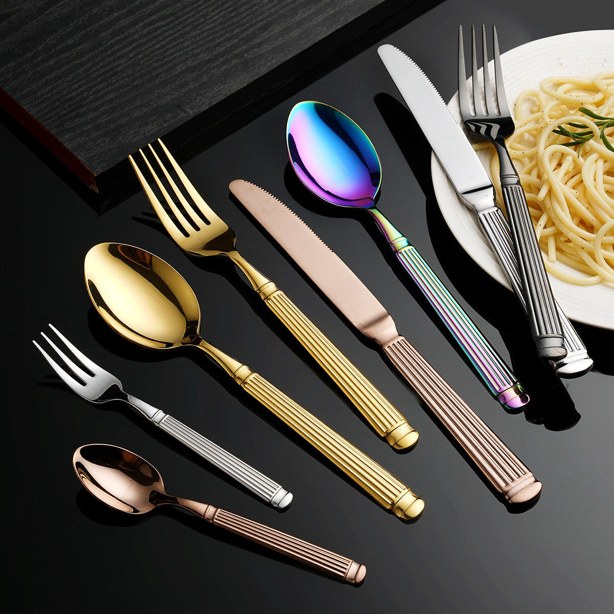 Aurelia Luxury Column Gold-Plated Dining Cutlery | 3CARATS