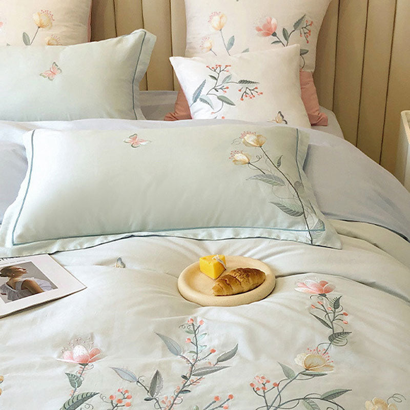Elegant Floral Embroidered Cotton Bedding Set | 3CARATS