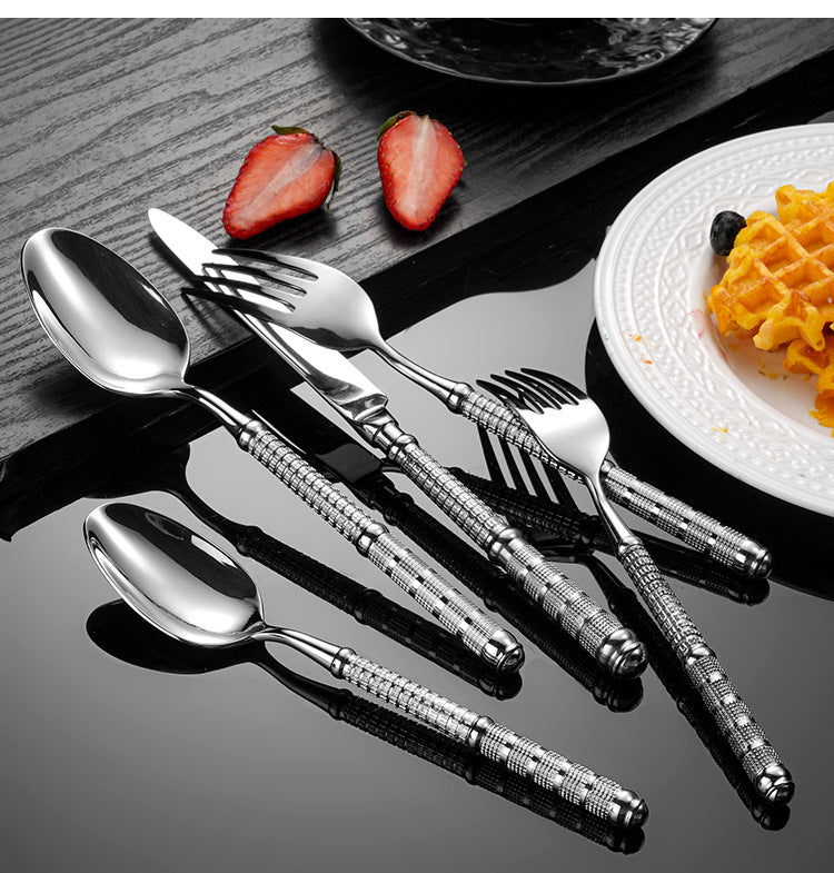 France Embossed Vintage Luxury Gilded Flatware Set | 3CARATS