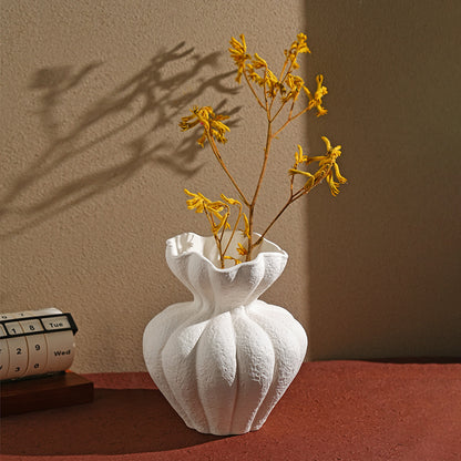 French Elegant Petal-Shaped Ceramic Vase | 3CARATS
