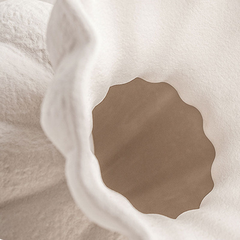 French Elegant Petal-Shaped Ceramic Vase | 3CARATS