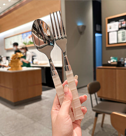 French Nacre Flatware Set with Nacreous Luster | 3CARATS