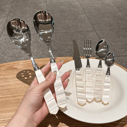 French Nacre Flatware Set with Nacreous Luster | 3CARATS