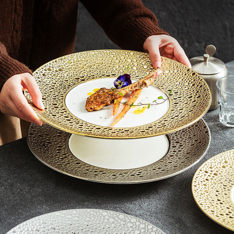 Gold Accent Fine Porcelain Steak Plate | 3CARATS