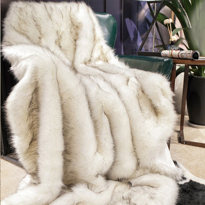 Lutetia Super Soft Fuzzy Thick Throw Blanket | 3CARATS