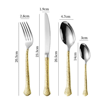 Luxury Gold Embossed Flatware Set | 3CARATS