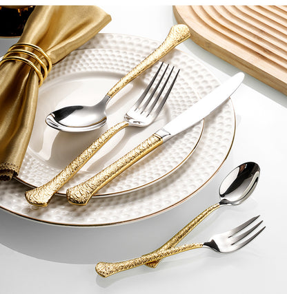 Luxury Gold Embossed Flatware Set | 3CARATS