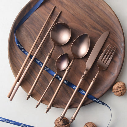 Luxury Rose Gold Bamboo Cutlery Set | 3CARATS