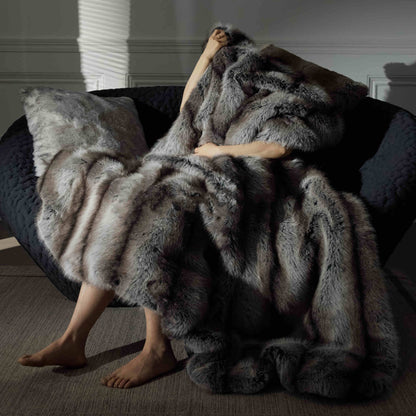 Luxury Soft Faux Fox Fur Blanket | Eco-Friendly 3CARATS
