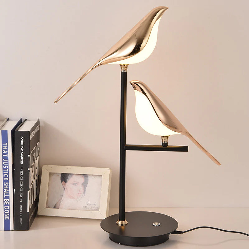 Magpie Muse Table Lamp | 3CARATS