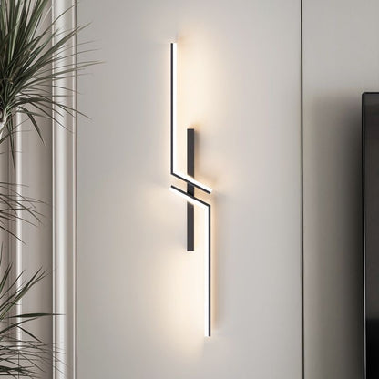 Modern Linea Minimalist Wall Light | 3CARATS