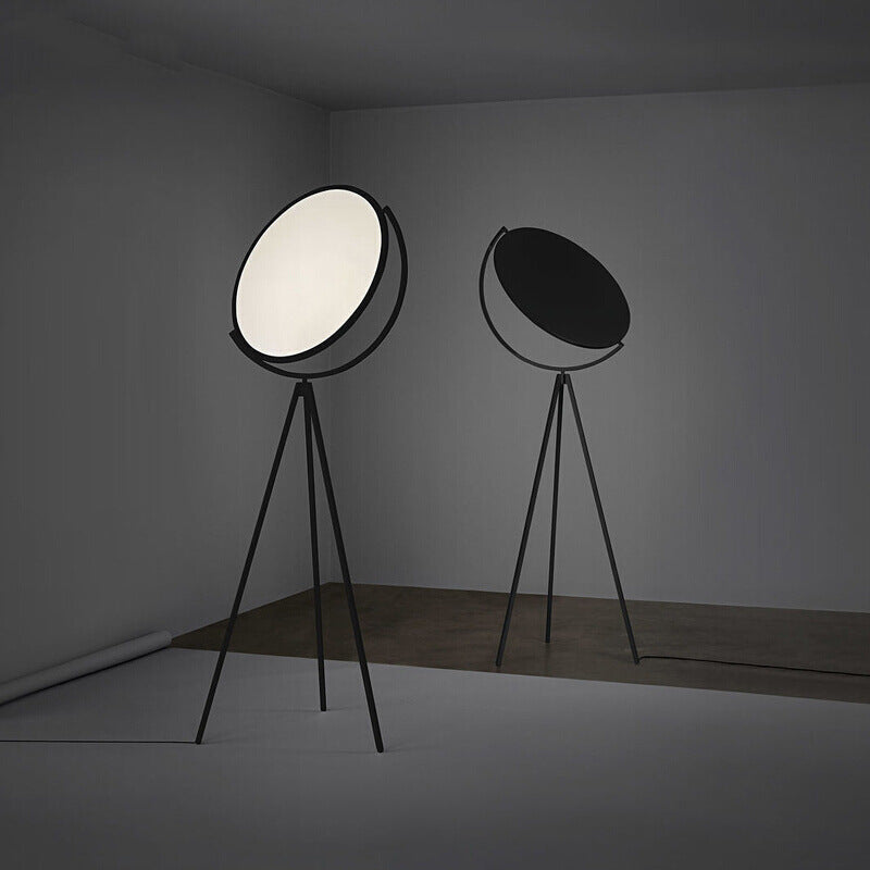 Modern Minimalist Rotating LED Light | 3CARATS