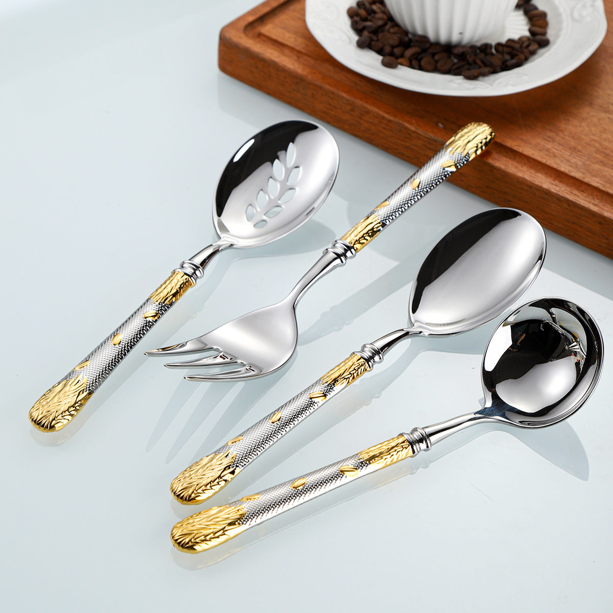 Premium Wheat Embossed Handle Forged Steak Cutlery Set | 3CARATS
