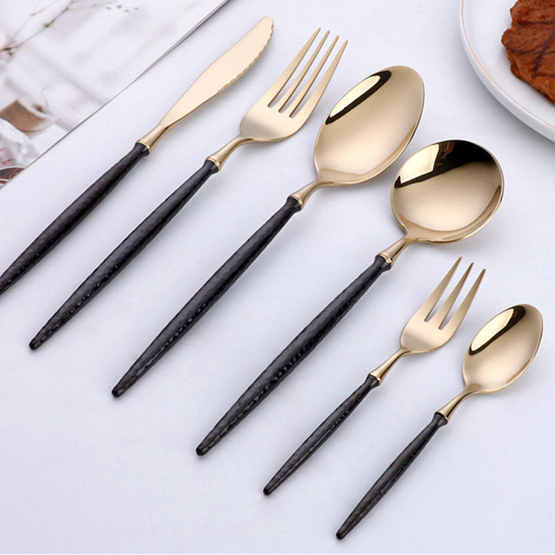 Round-Handled Hammered Cutlery Set | 3CARATS