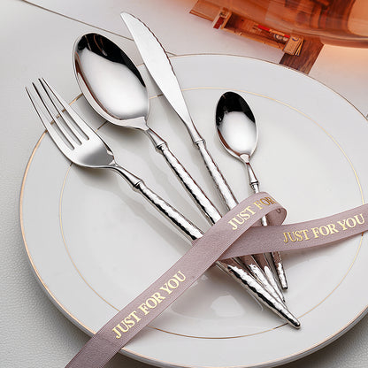 Round-Handled Hammered Cutlery Set | 3CARATS