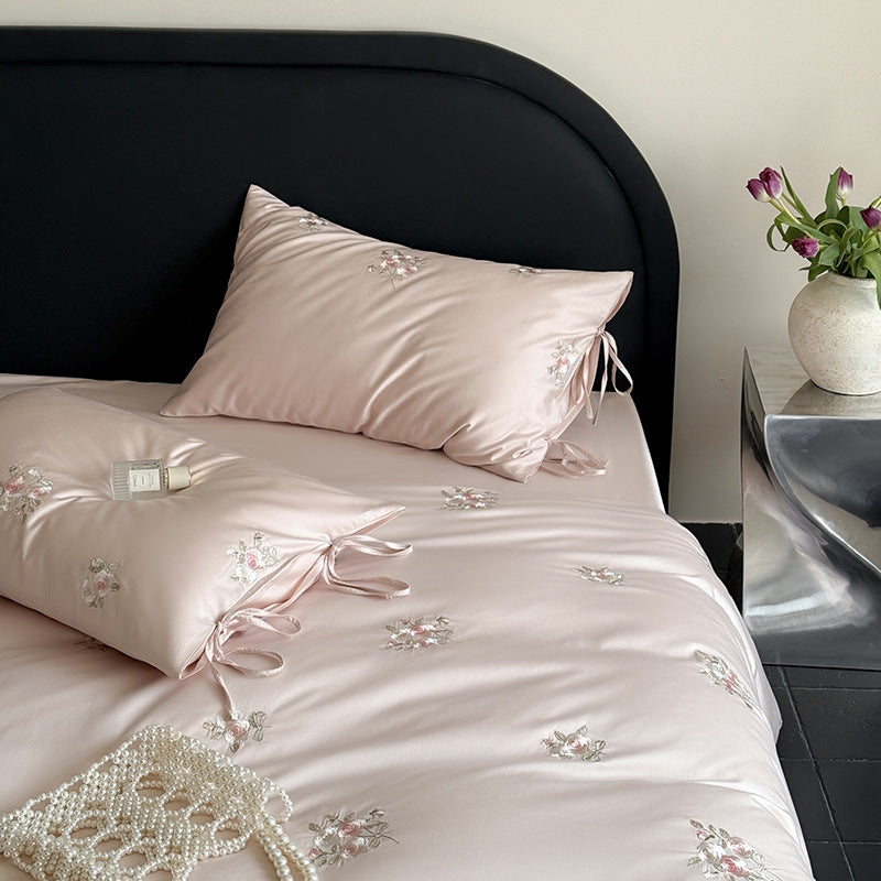 Soft Cotton Rose Sweetheart Embroidered Bedding Set | 3CARATS