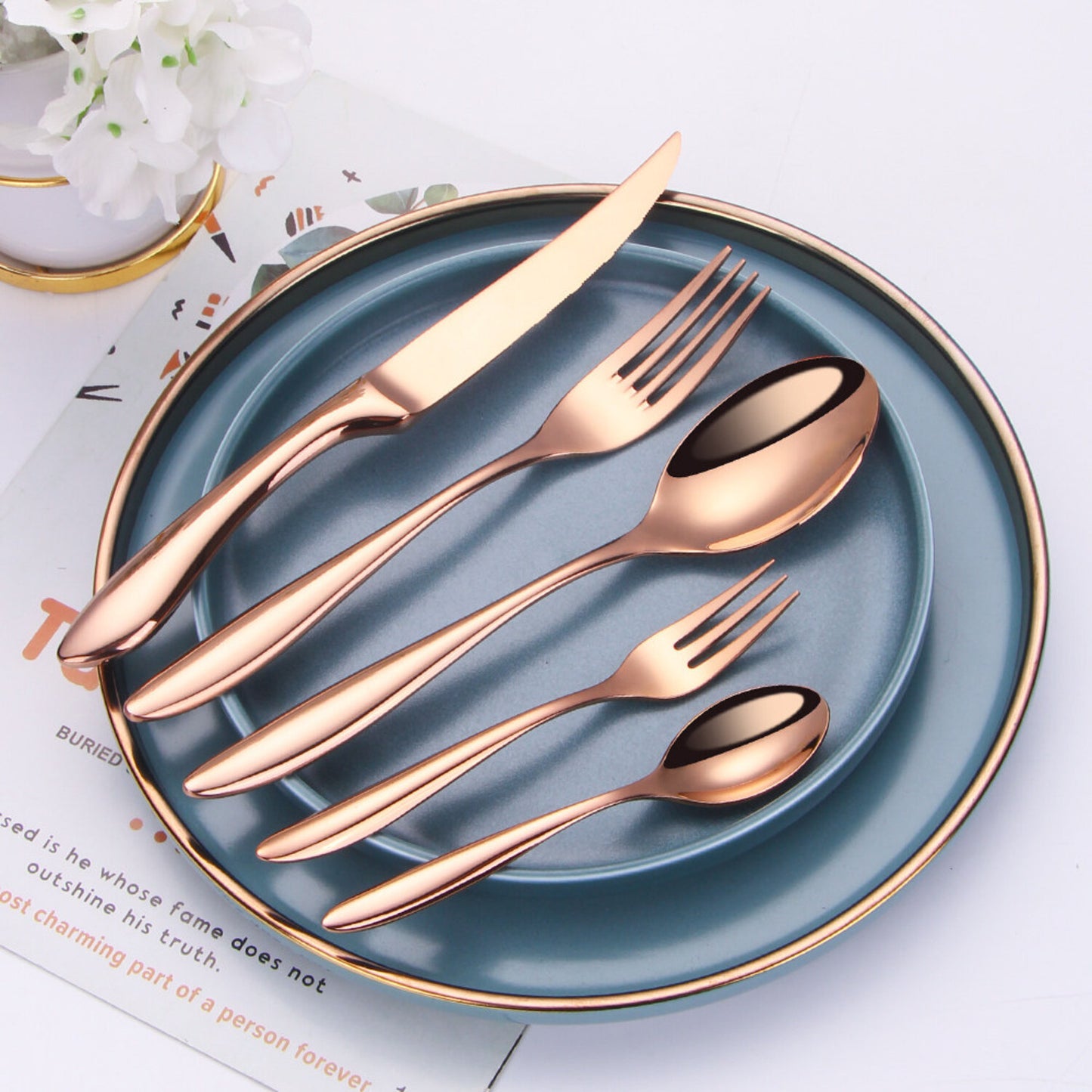 Swiss Inspired Luxury Cutlery Set | 3CARATS
