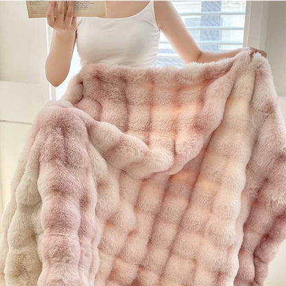 Toscana Affordable Luxury Plush Bed Throw Blanket | 3CARATS