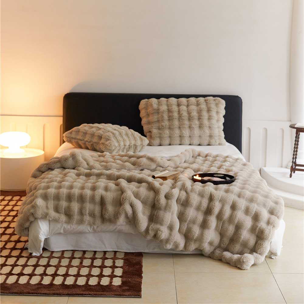 Toscana Soft & Comfortable Plush Bed Throw Blanket | 3CARATS