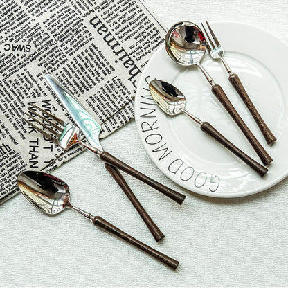 Vintage Chicken-Wing Wood Handle Cutlery Set | 3CARATS